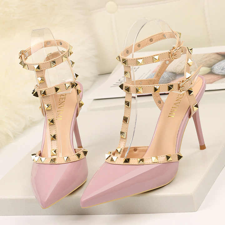 Elegant women's heels 
