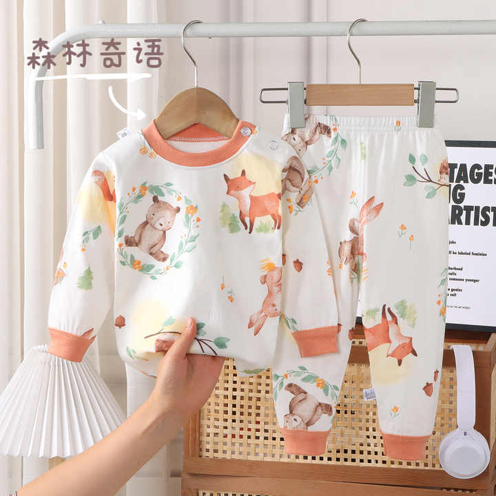 Long-sleeved children's pajamas 