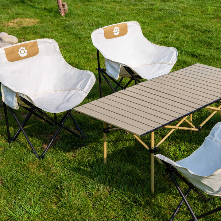 Garden table and chair set, outdoor chair set. 