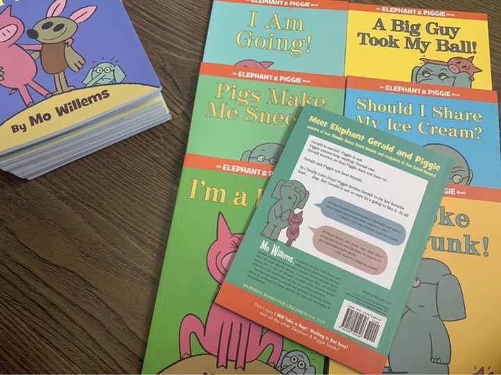 Wholesale High Quantity 25 English Size Books, Elephant and Dye with Sound for Kids