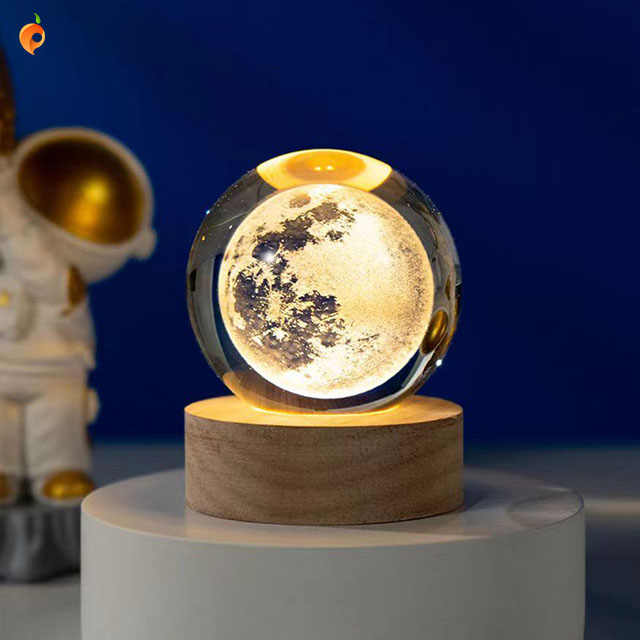 High Quality Polished Oak Wood LED Night Light