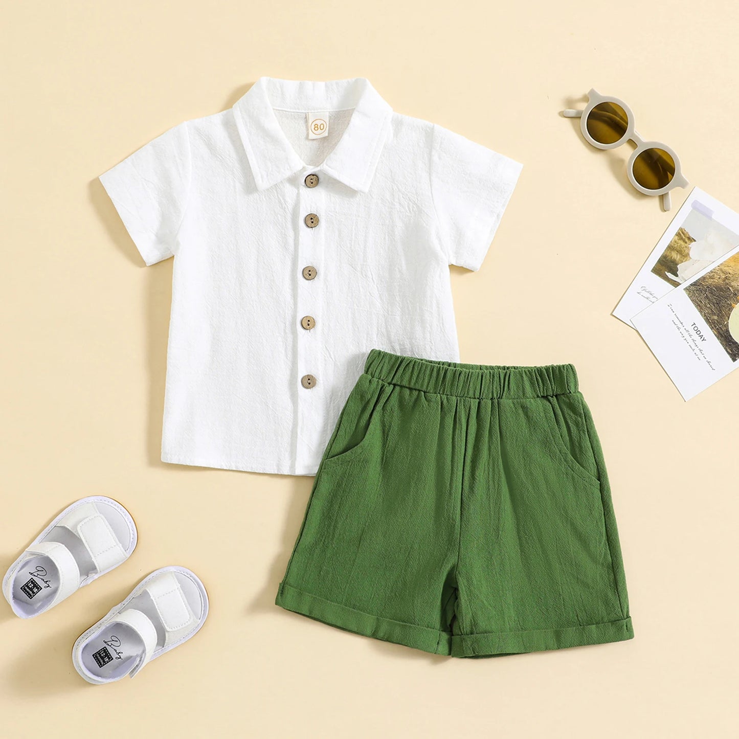 قمصان قصيرة