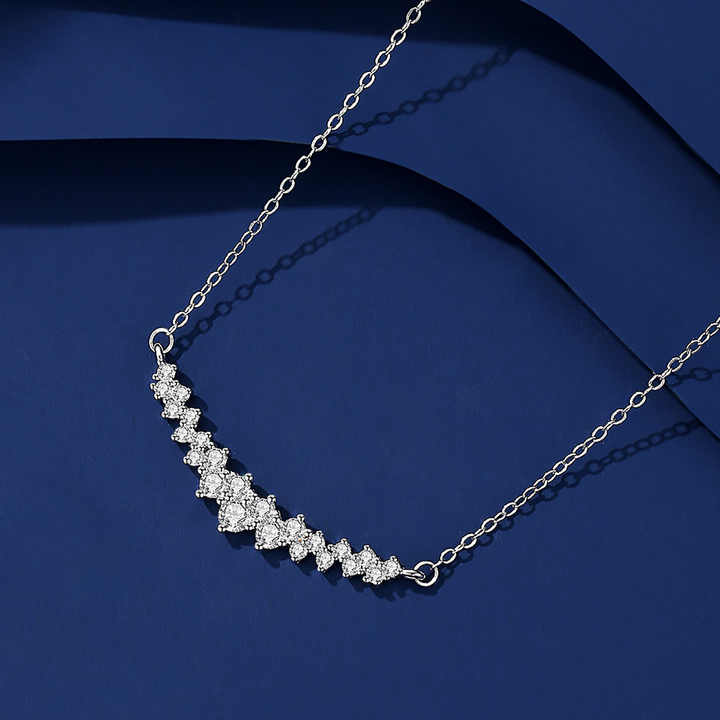 Women's necklace