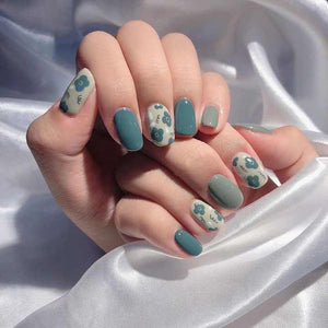 artificial nails 