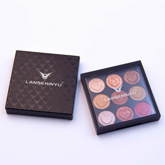 ظلال العيون المخملية