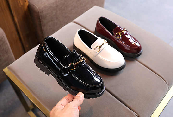 girls flat shoes 
