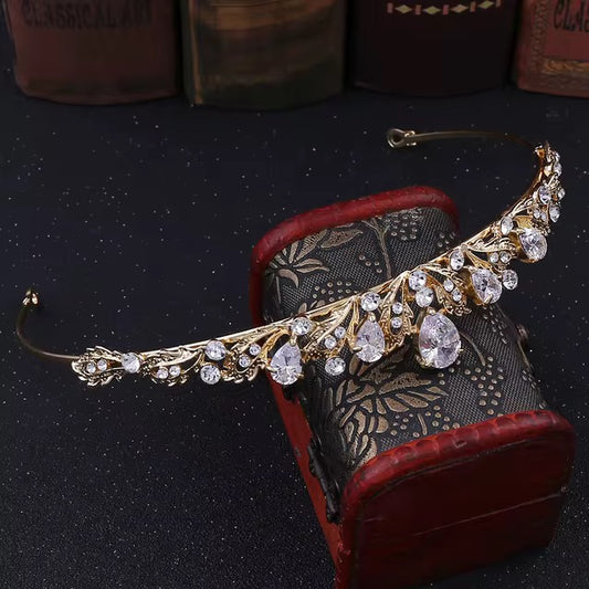 مستلزمات اطواق  شعر للزفاف
