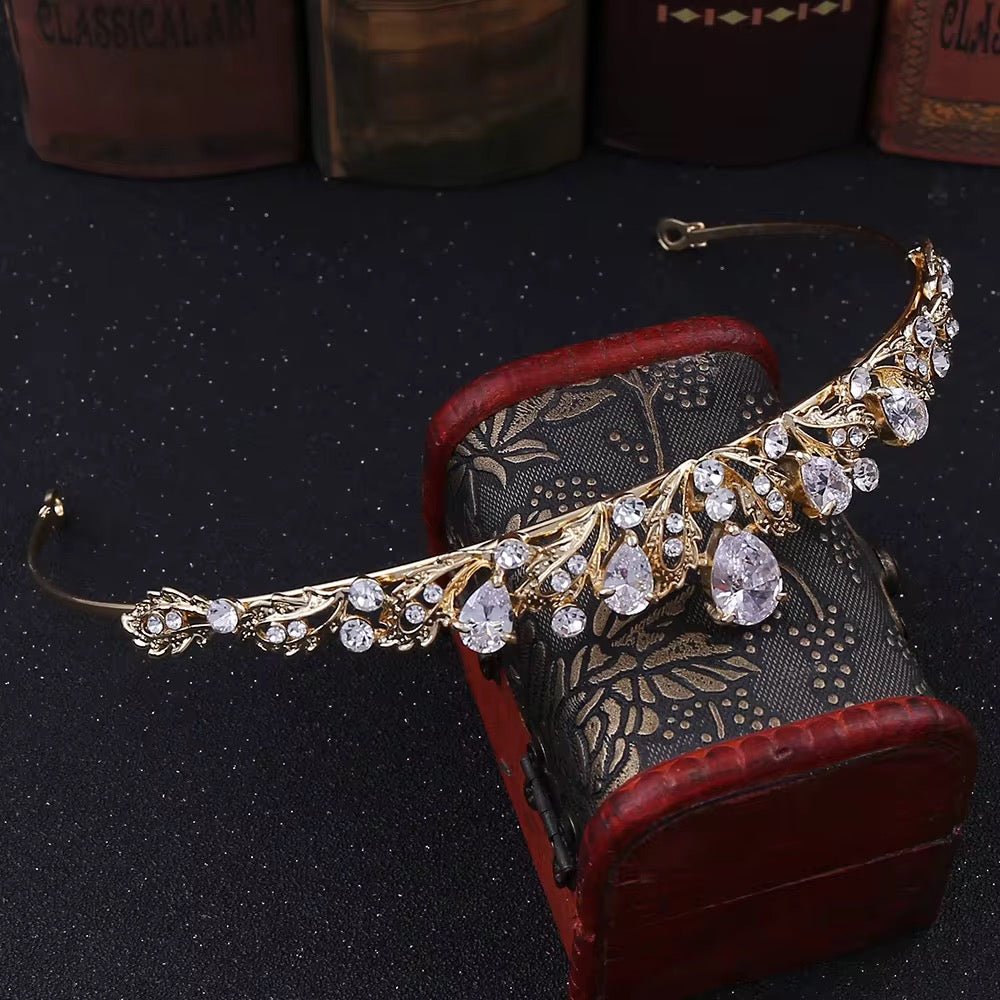 مستلزمات اطواق  شعر للزفاف