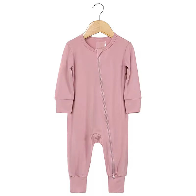 newborn baby clothes  ملابس اطفال حديثي الولاده