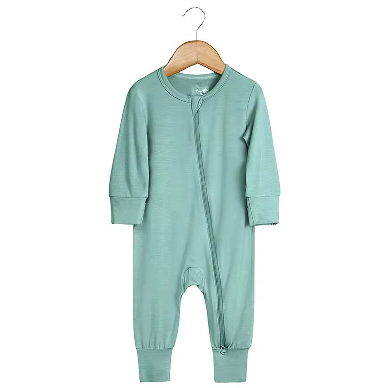 newborn baby clothes  ملابس اطفال حديثي الولاده
