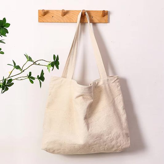 Shoulder bag with inner pocket 