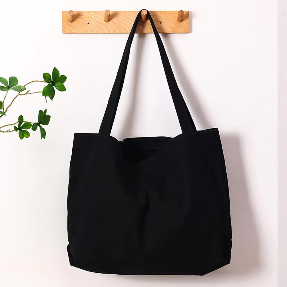 Shoulder bag with inner pocket 