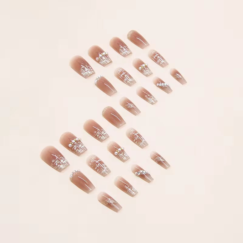 Mechanical nails - hand nails
