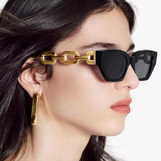 Elegant and luxurious women's sunglasses
