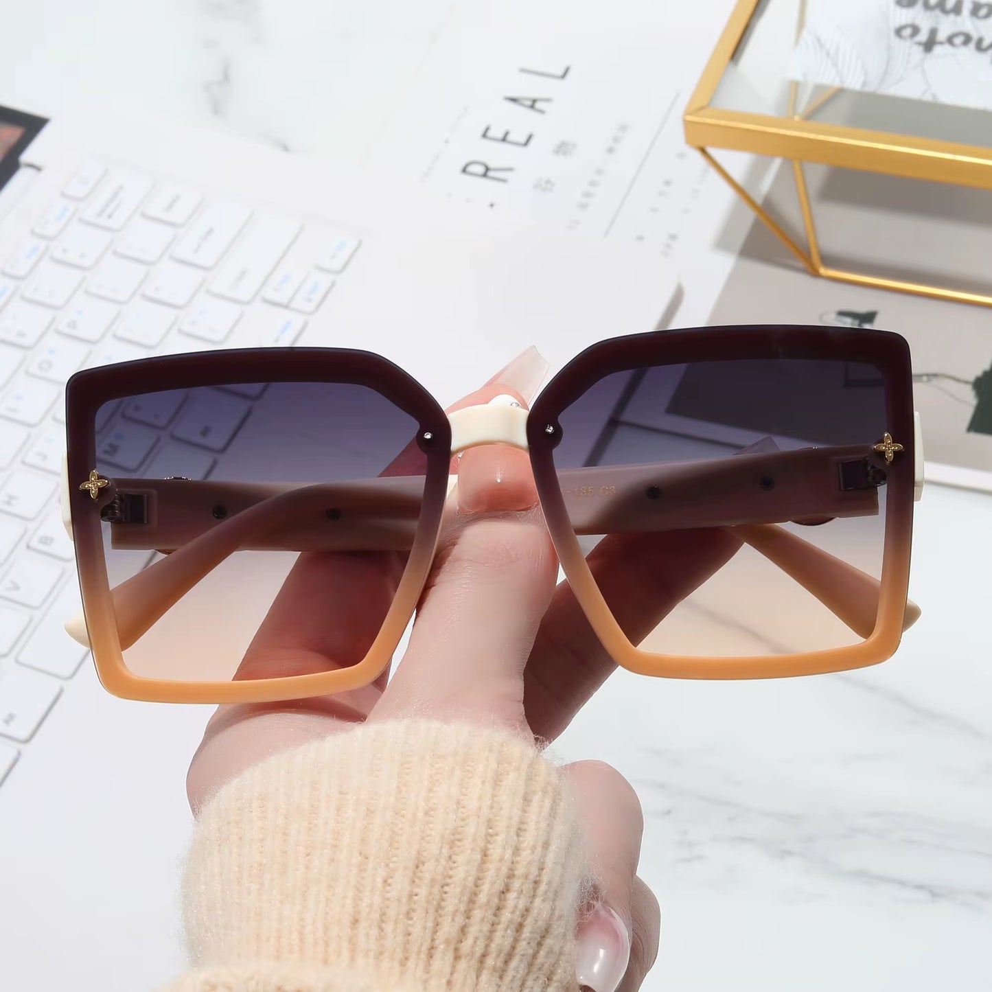 Fashionable sunglasses