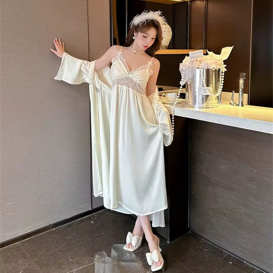 طقم نوم نسائي