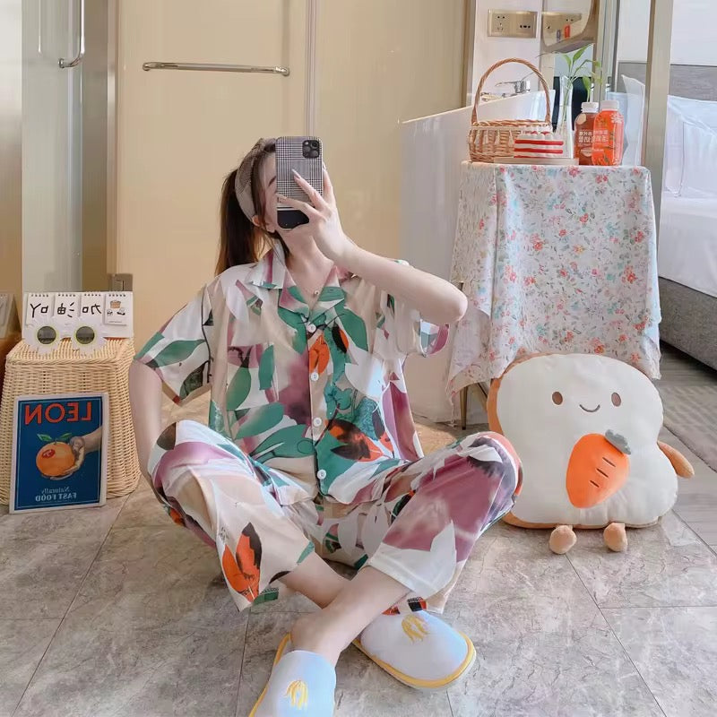 Women's sleepwear