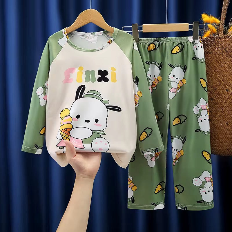 Children's sleep suits 