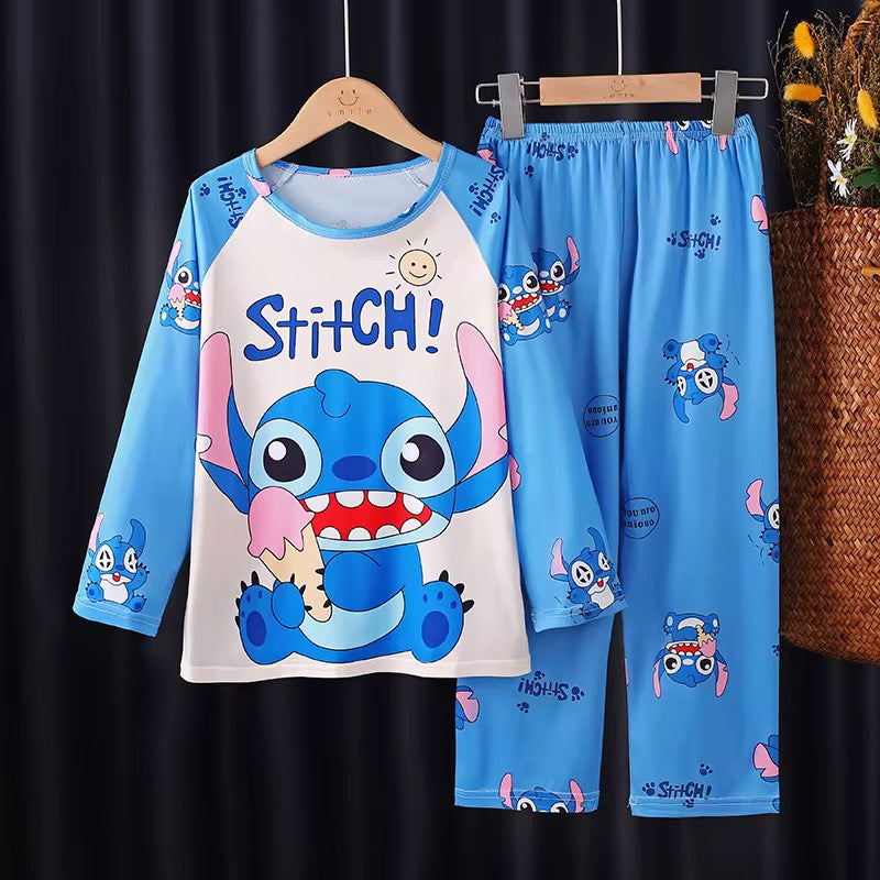 Children's sleep suits 