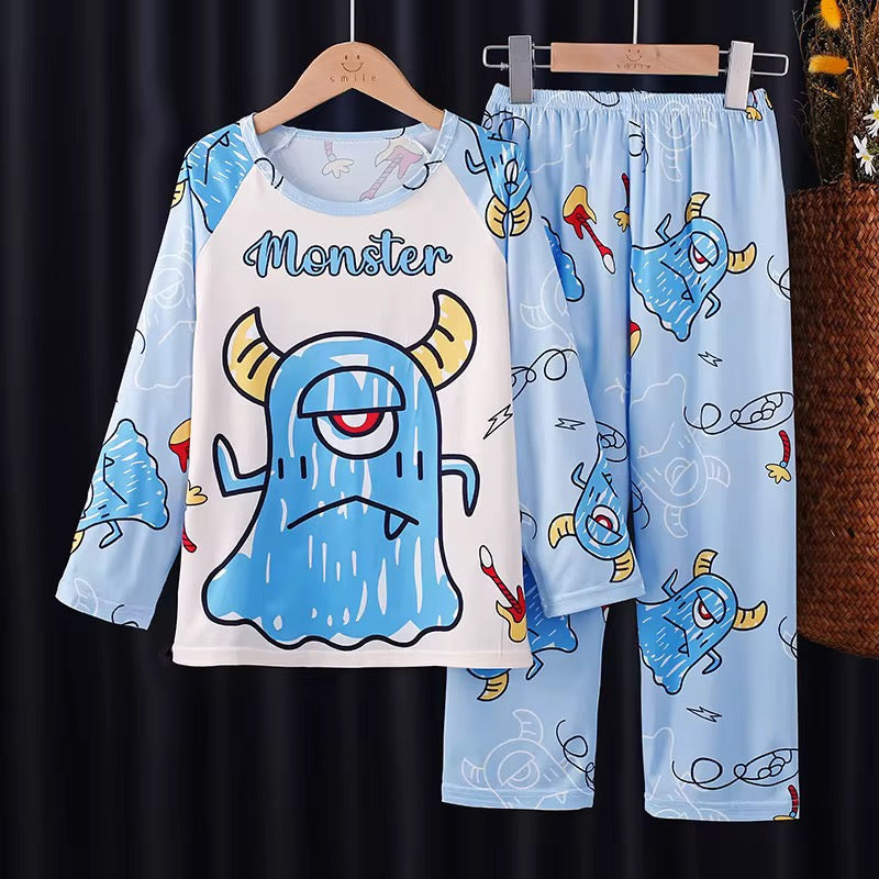 Children's sleep suits 