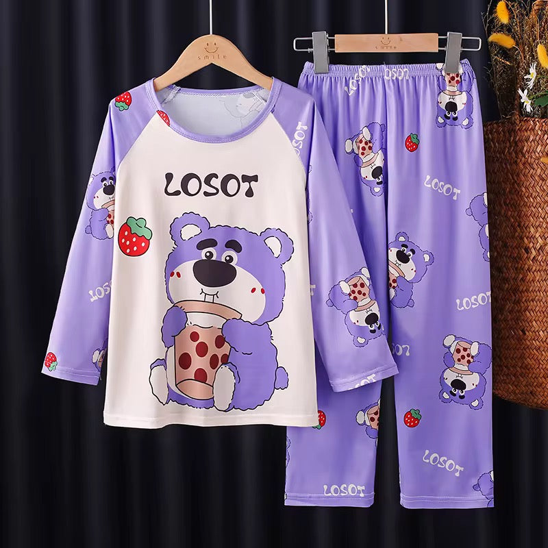 Children's sleep suits 
