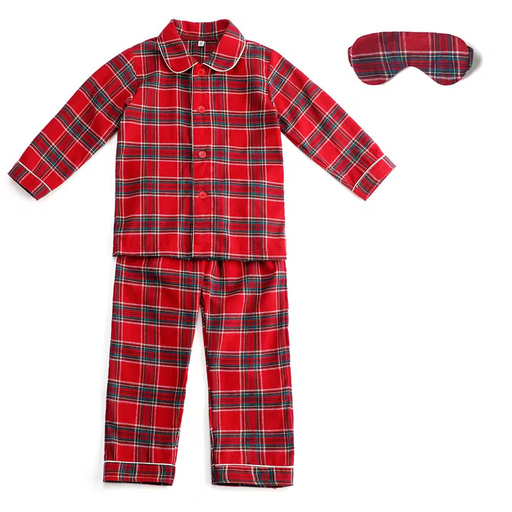 Children's sleep suits 