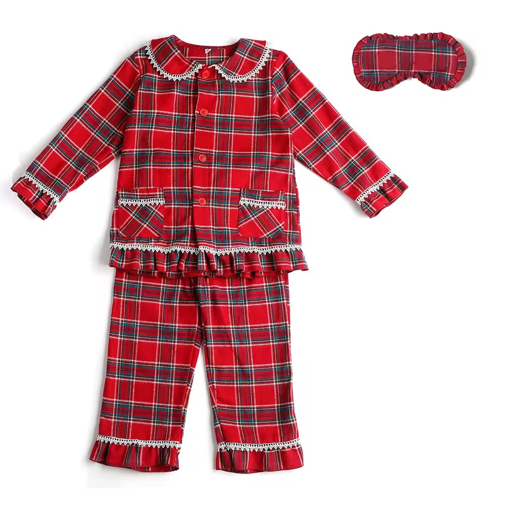 Children's sleep suits 
