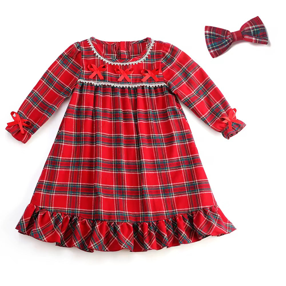 Children's sleep suits 