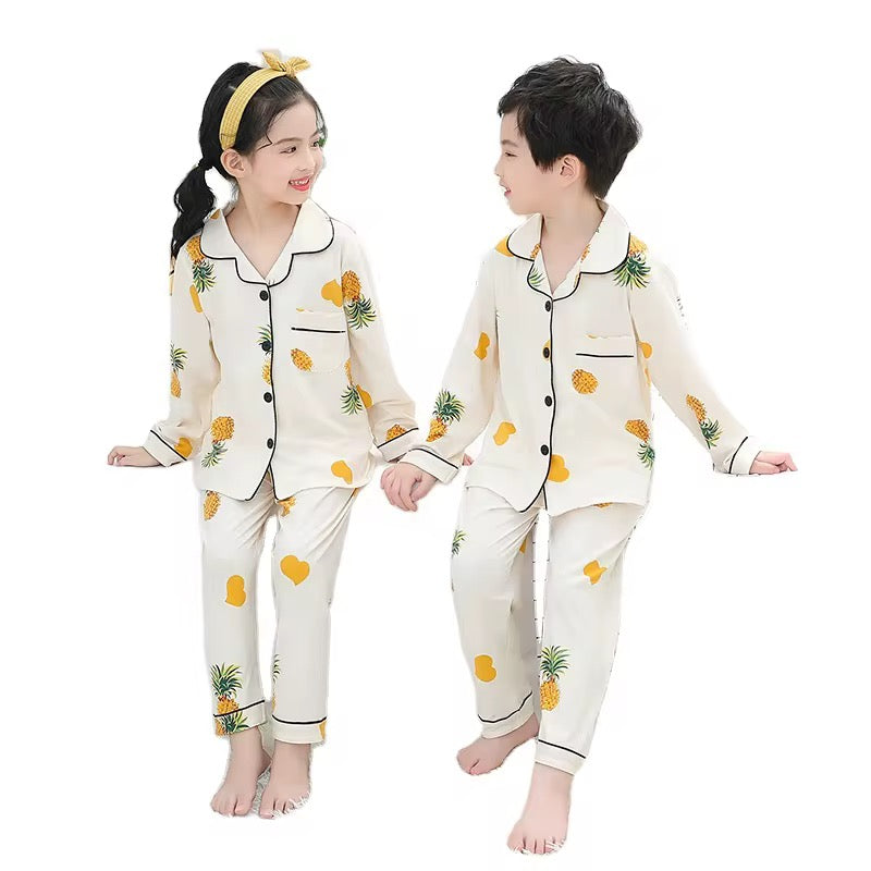 Children's silk pajamas with sleeves