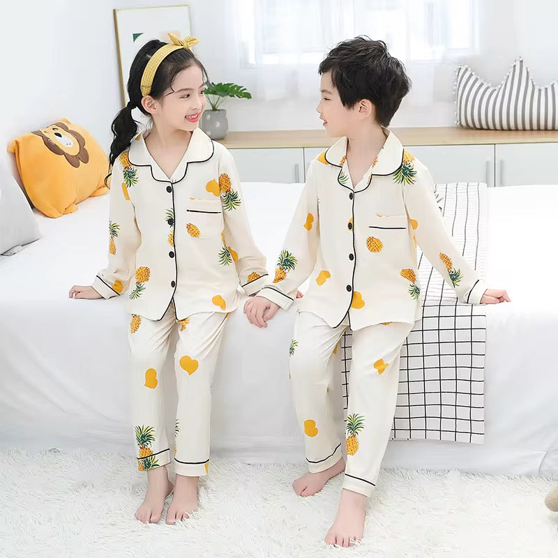 Children's silk pajamas with sleeves