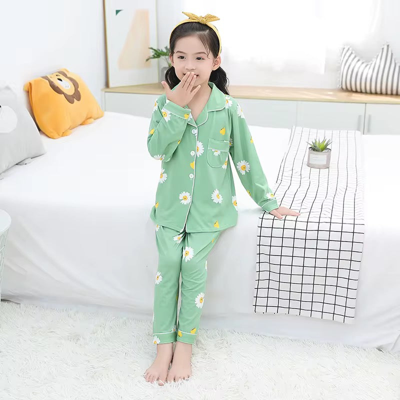 Children's silk pajamas with sleeves
