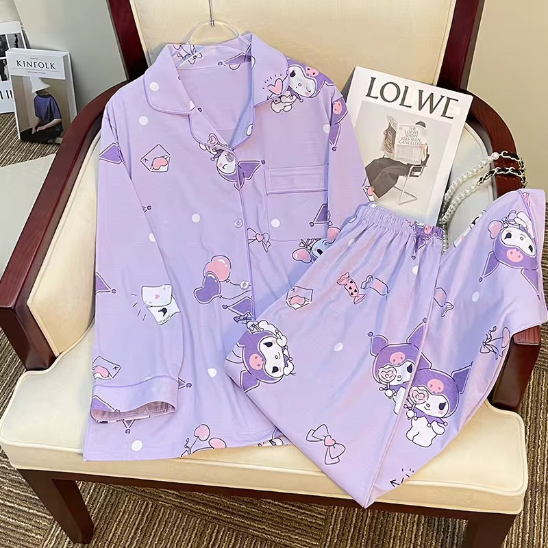 Children's sleep suits 