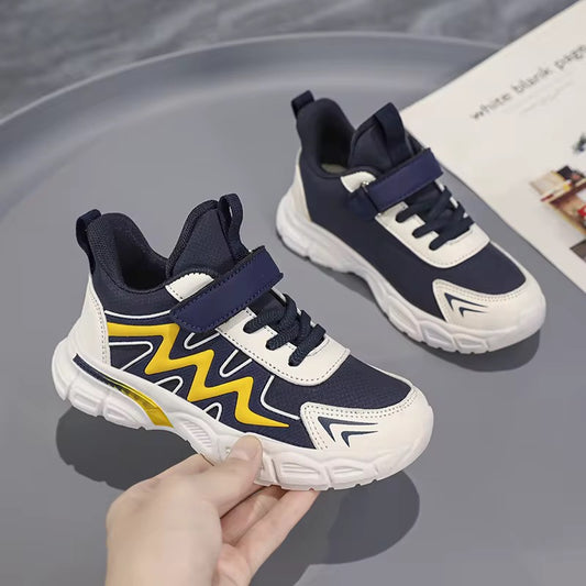 Sporty comfortable boys' sneakers