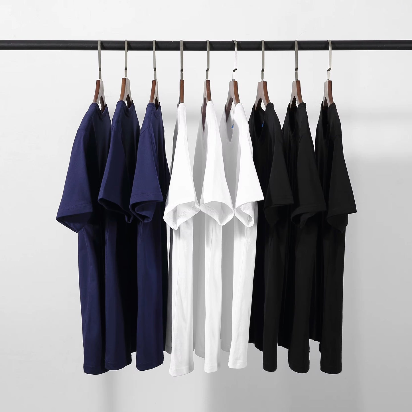 Men's T-shirt with sleeves 