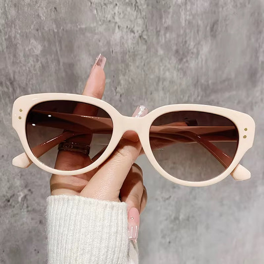 نظارات شمسيه نسائيه