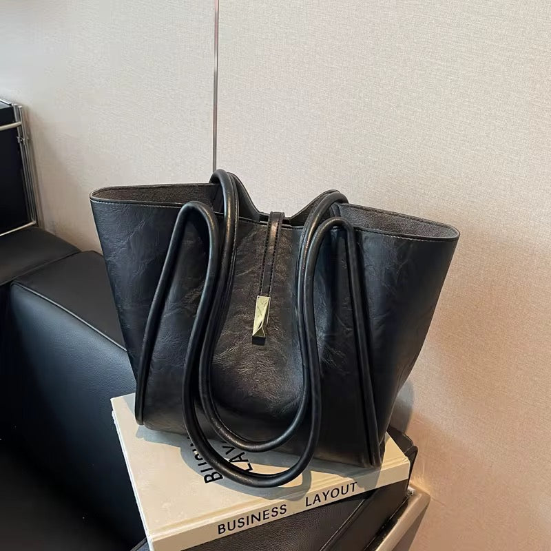 New stylish handbags