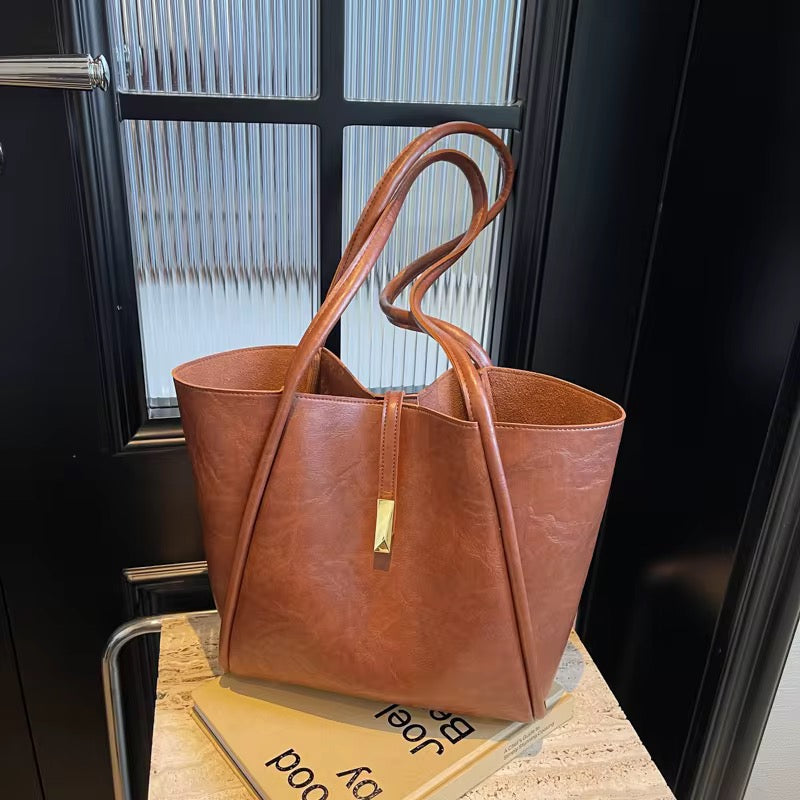 New stylish handbags