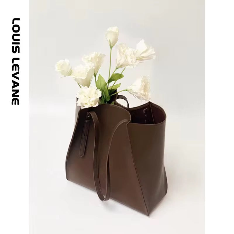 Women's shoulder bags