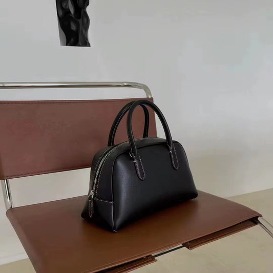 حقيبة نسائية جديدة من الجلد