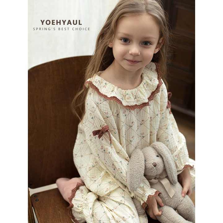 Home pajamas for children 