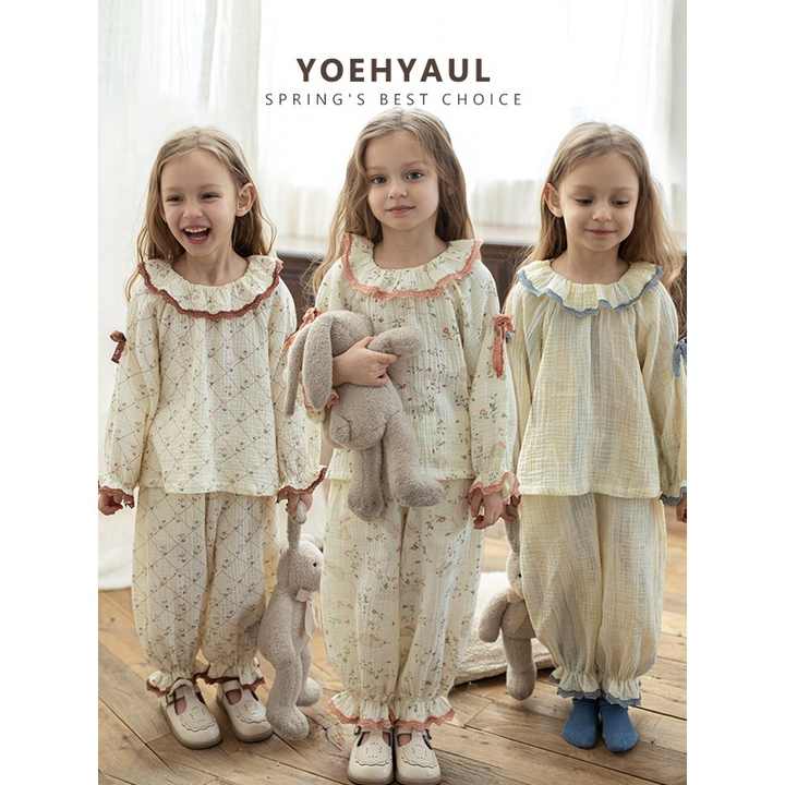 Home pajamas for children 