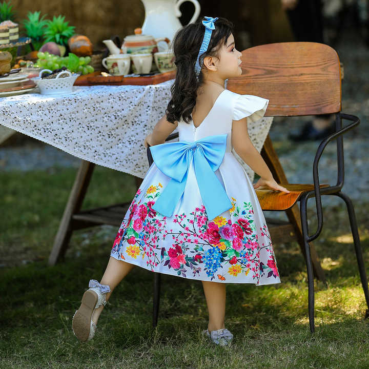 فستان فتيات الصغيرات - Little girls dress