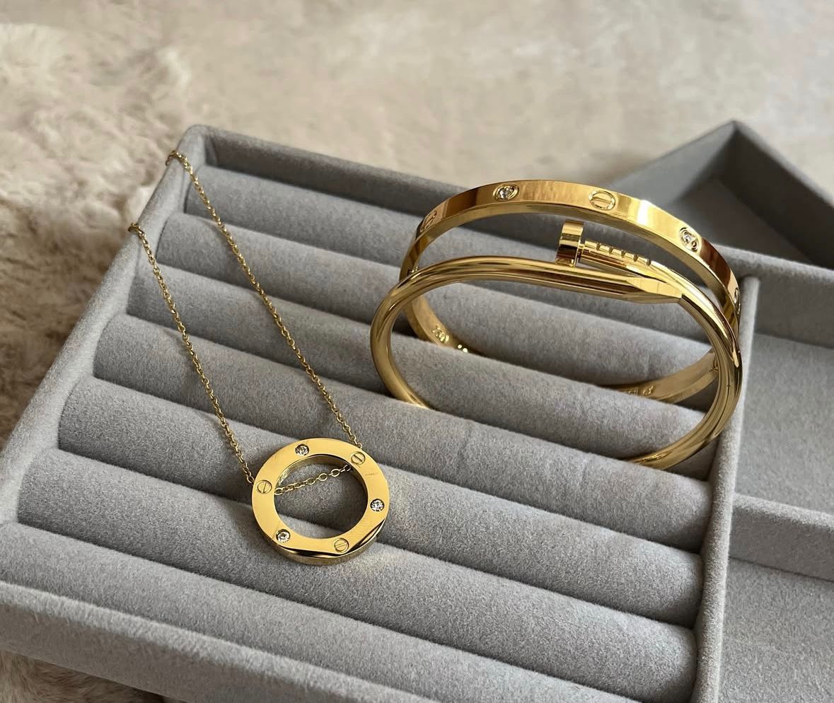 مجموعة كارتير أنيقة [ فضّي - ذهبي ] \ Fatm stor