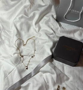 عقد مع حلق\ Fatm stor