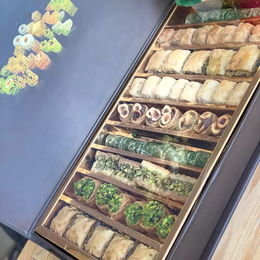 بوكس بقلاوه فاخره ميم سويت